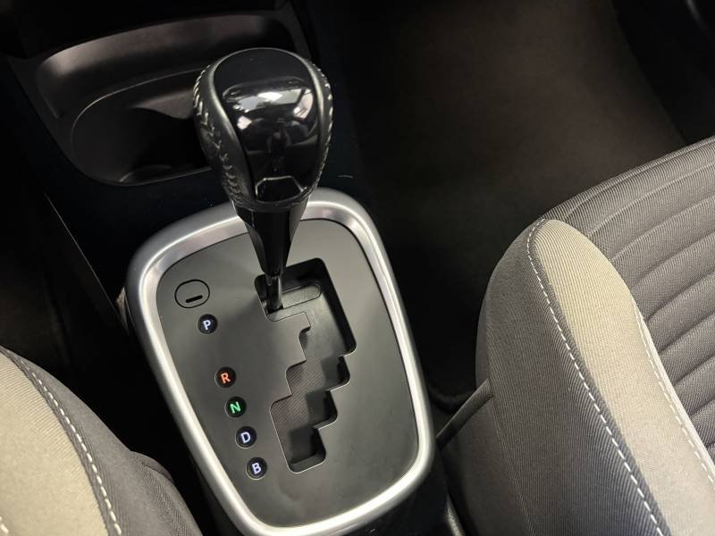 Toyota Yaris - Photo 17