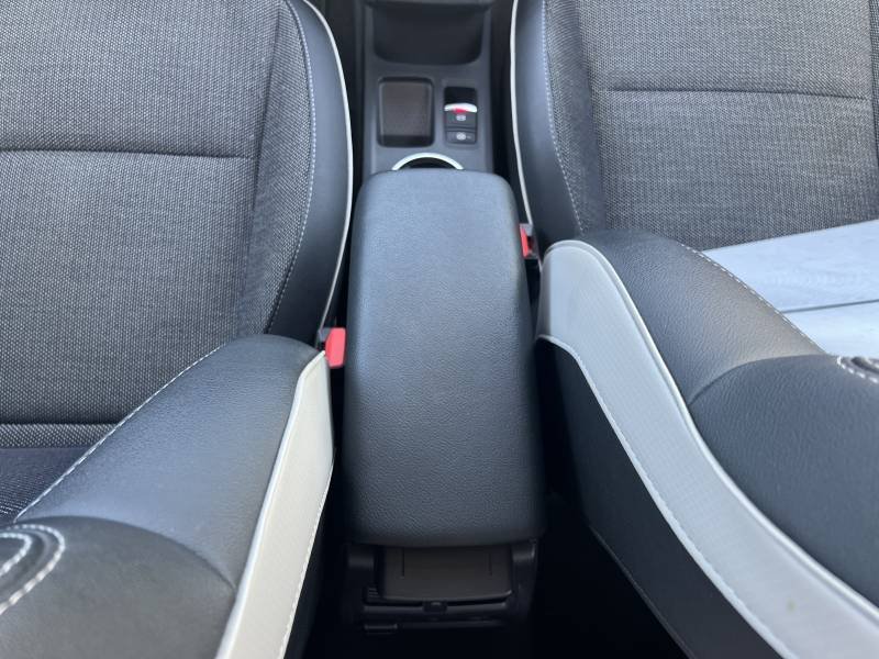 Renault Captur - Photo 31