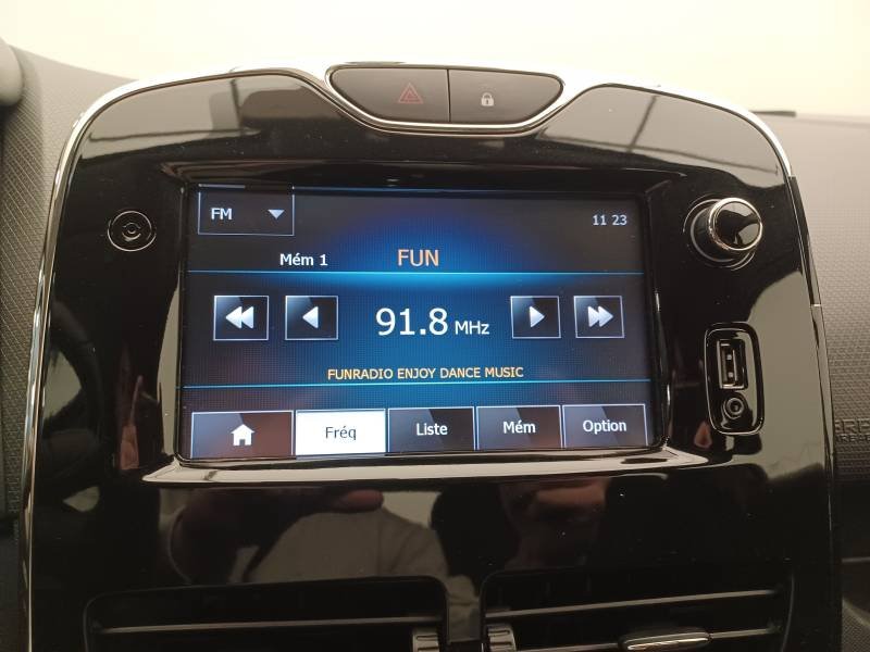 Renault Clio - Photo 22
