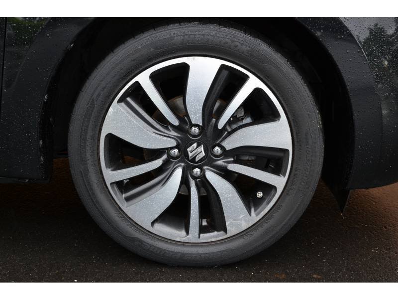 Suzuki Swift - Photo 9