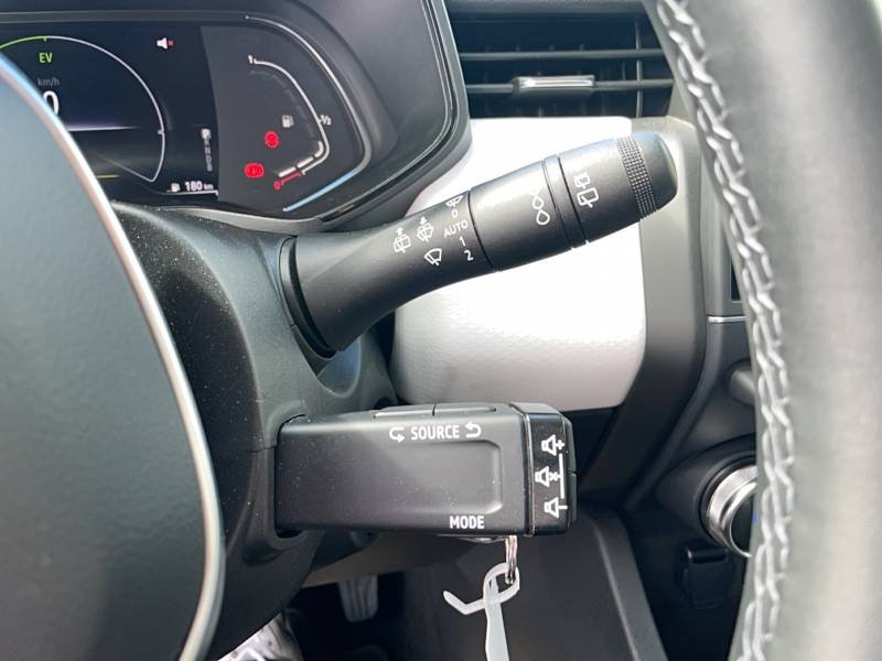 Renault Clio - Photo 25