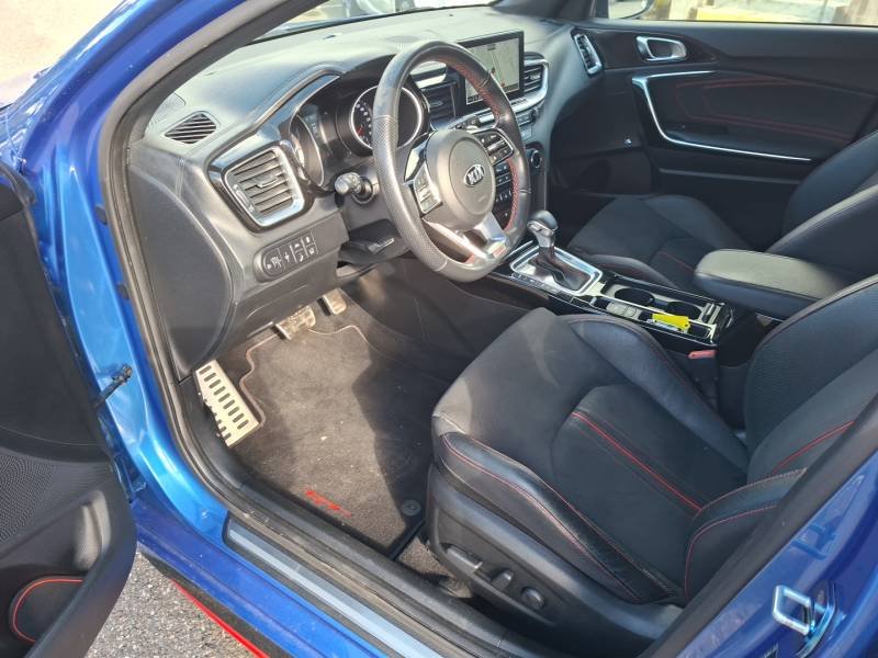 Kia Pro_cee'd - Photo 10