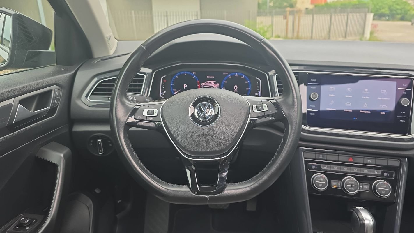 Volkswagen T-Roc - Photo 22