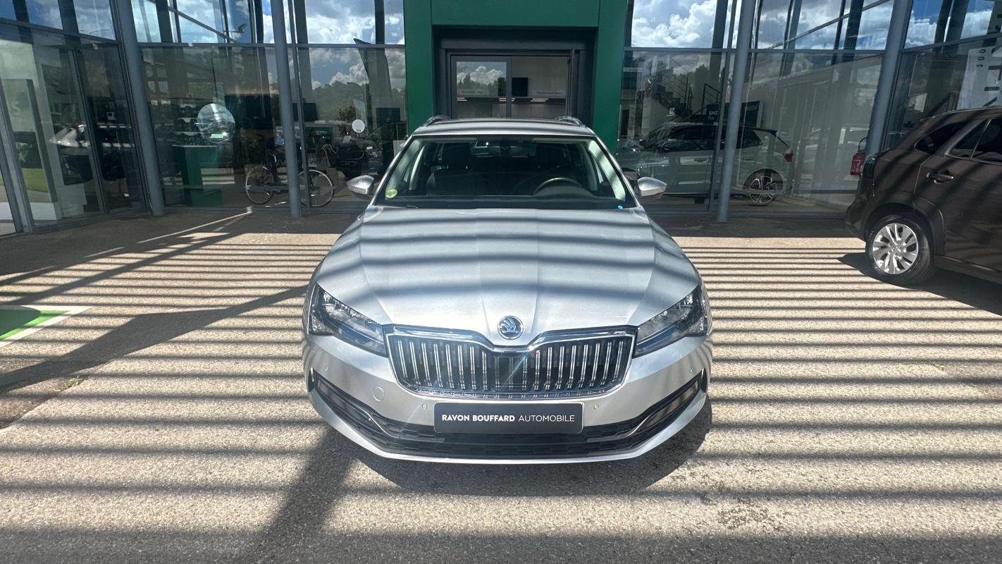 Skoda Superb Combi - Photo 8