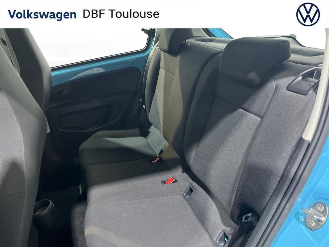 Volkswagen E-Up! - Photo 12