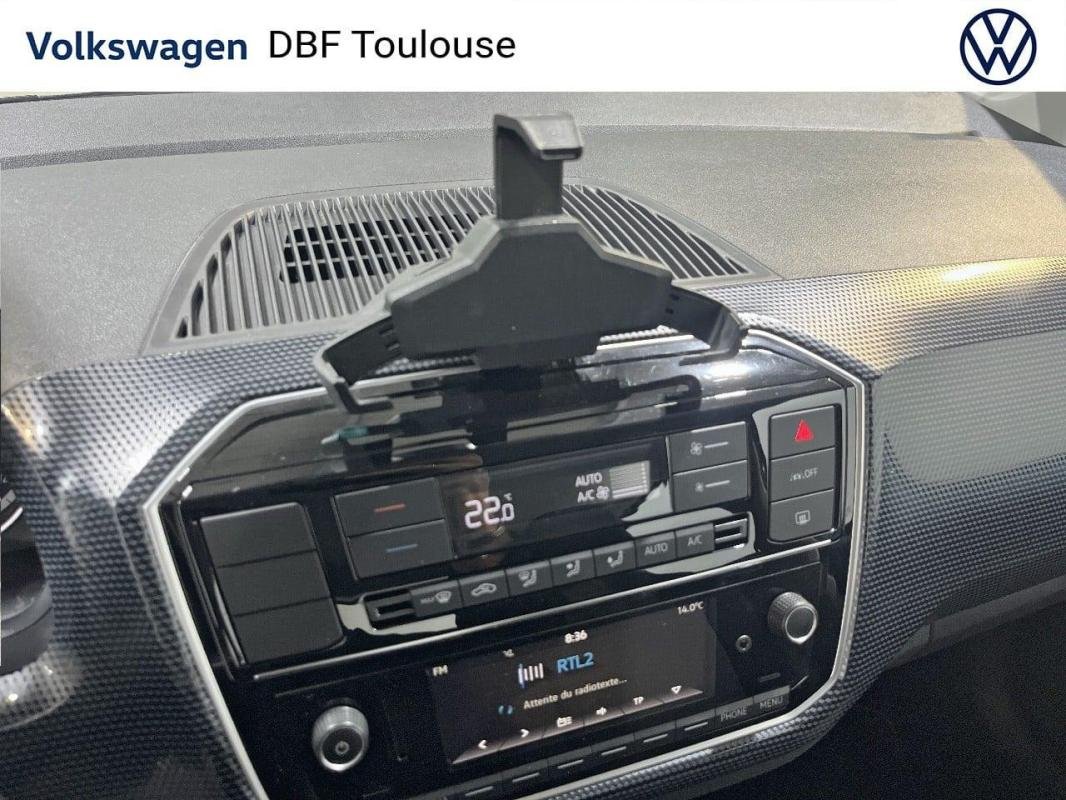Volkswagen E-Up! - Photo 17