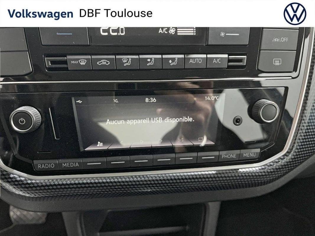 Volkswagen E-Up! - Photo 18