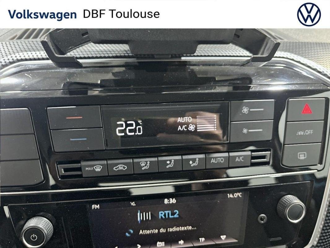 Volkswagen E-Up! - Photo 19