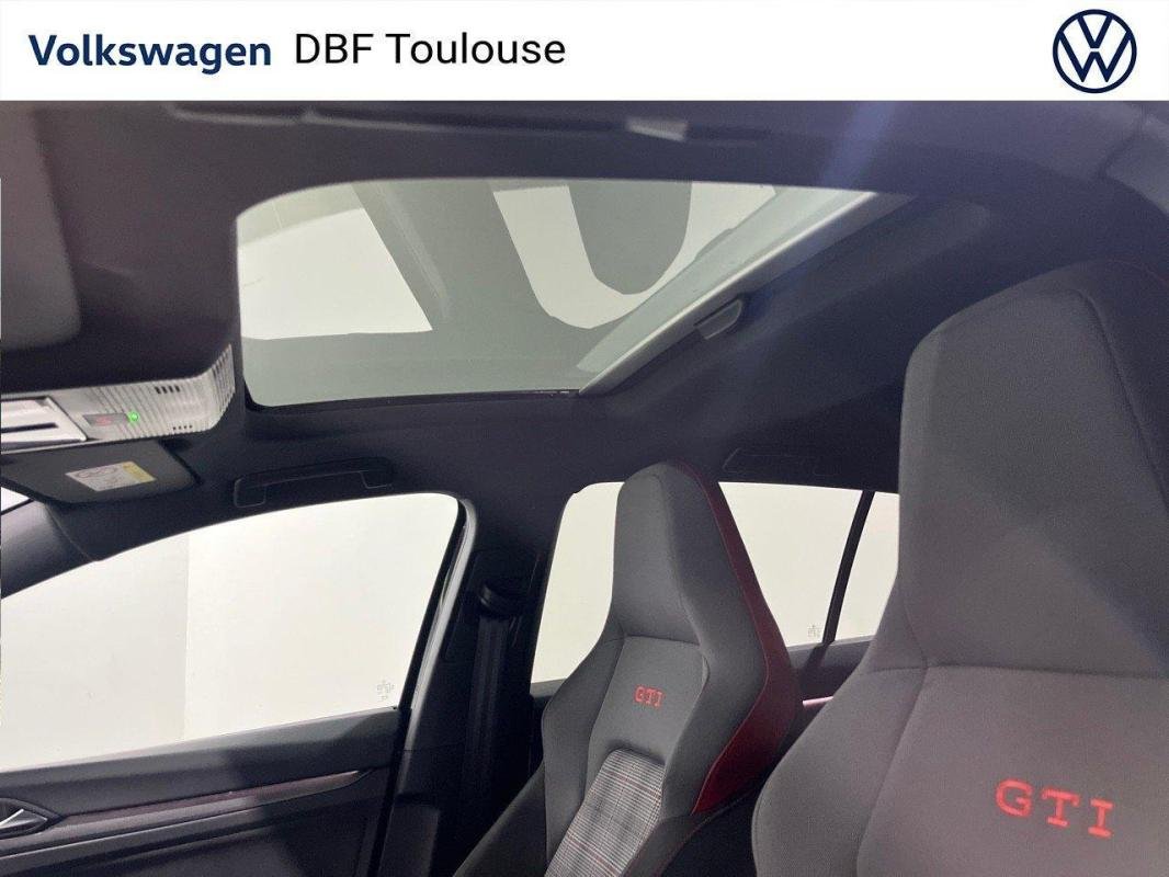 Volkswagen Golf - Photo 28