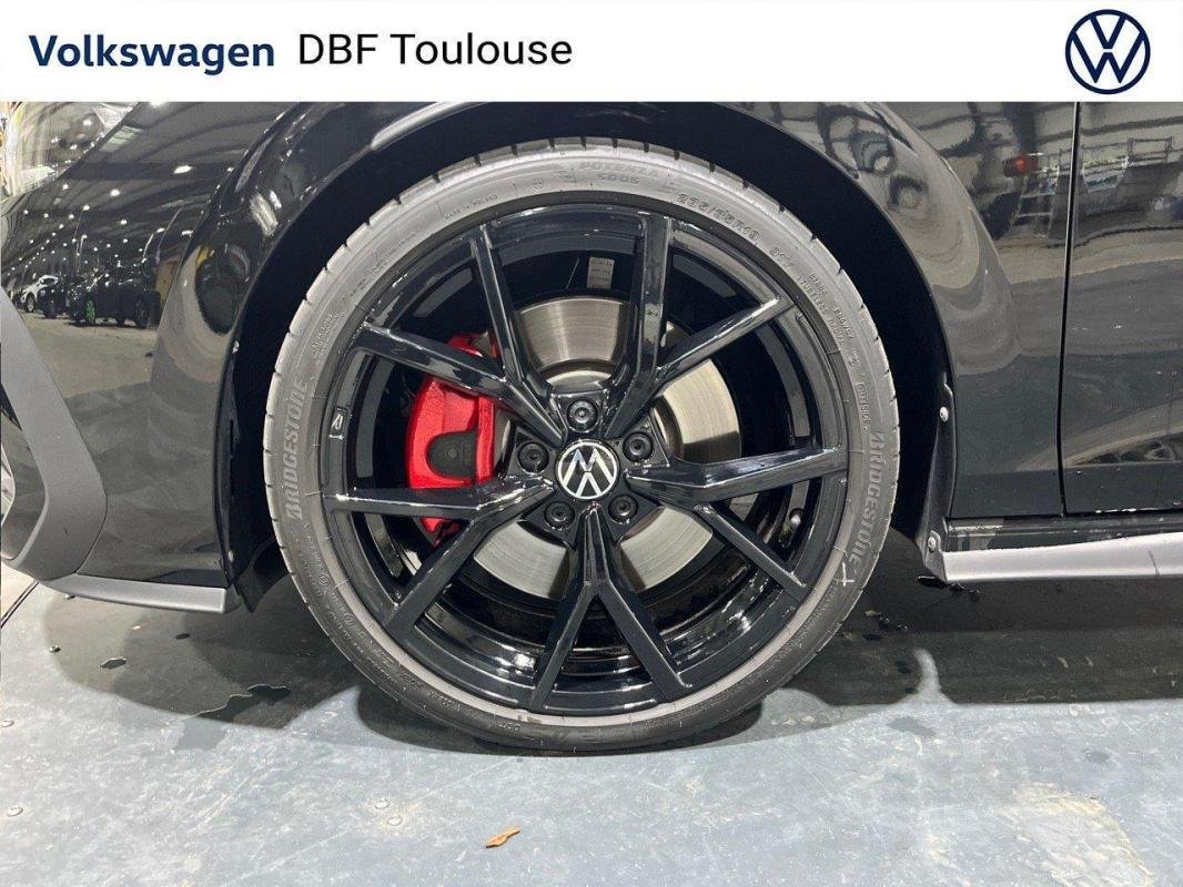 Volkswagen Golf - Photo 35