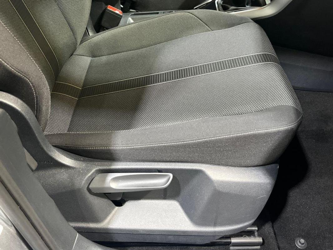 Volkswagen T-Roc - Photo 14