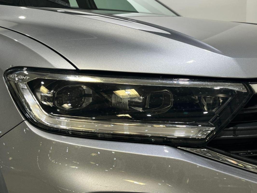 Volkswagen T-Roc - Photo 25