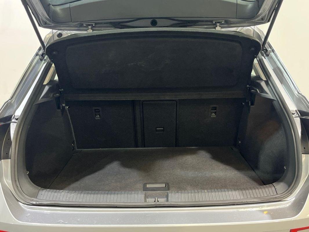 Volkswagen T-Roc - Photo 31