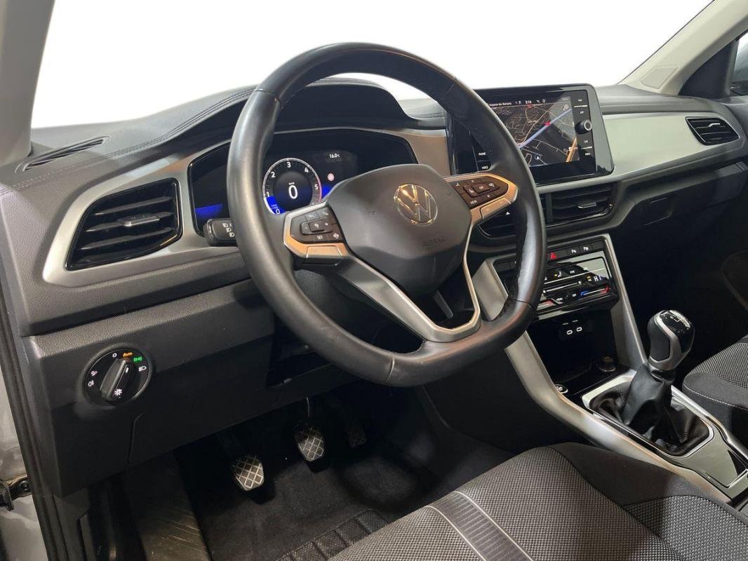 Volkswagen T-Roc - Photo 9