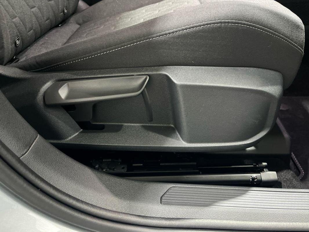 Volkswagen Golf SW - Photo 14