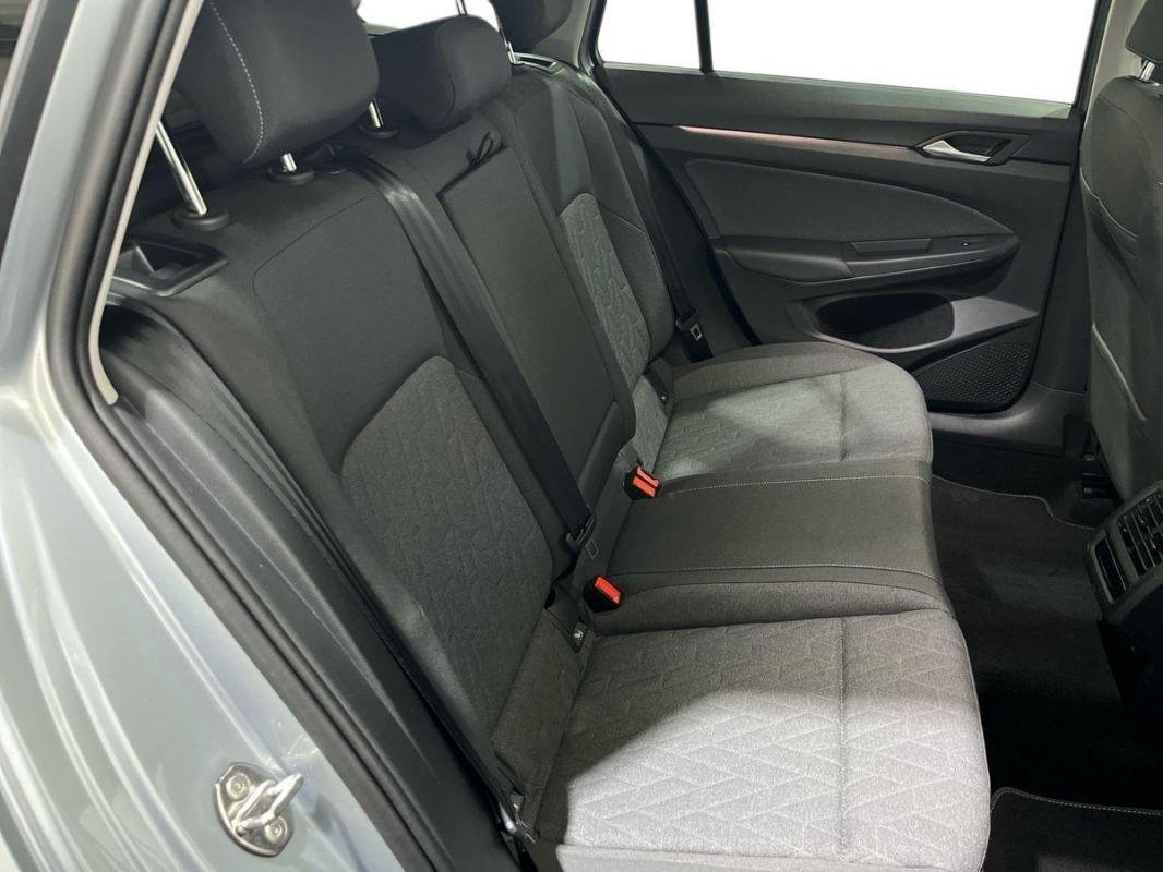 Volkswagen Golf SW - Photo 23