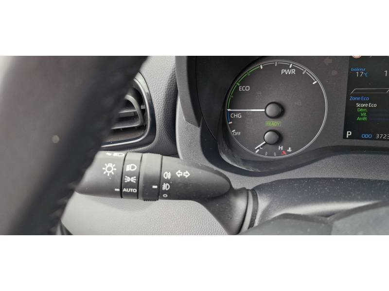 Toyota Yaris - Photo 11