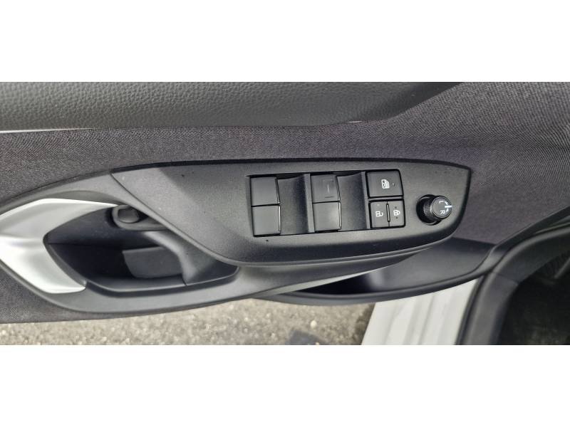 Toyota Yaris - Photo 21