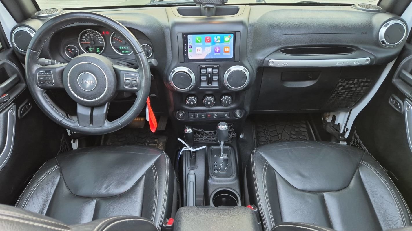 Jeep Wrangler - Photo 11