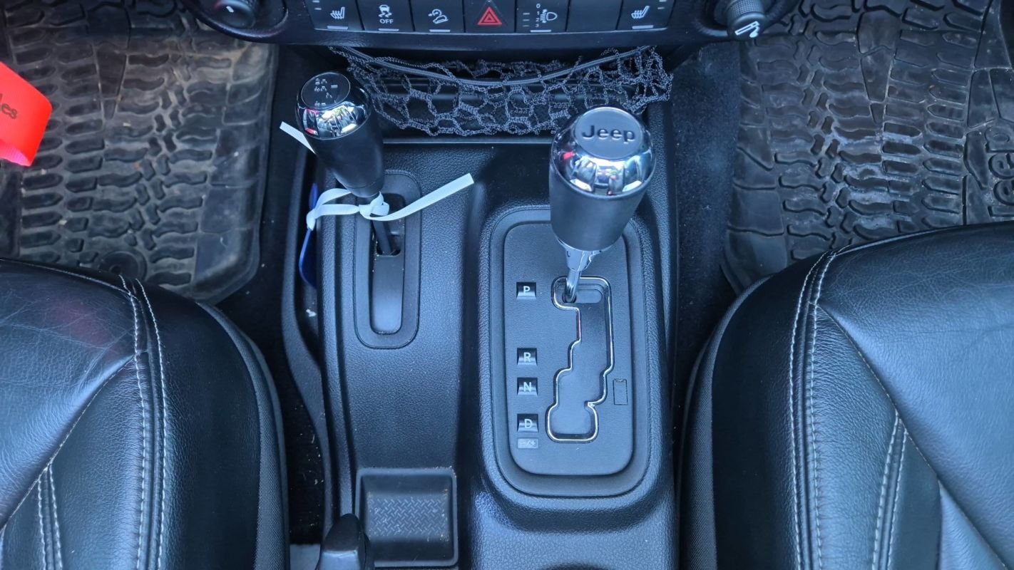 Jeep Wrangler - Photo 25