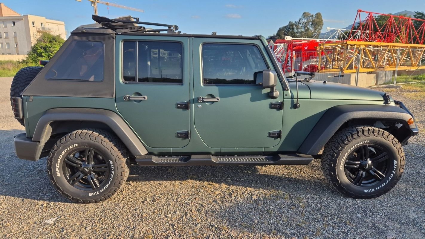Jeep Wrangler - Photo 4