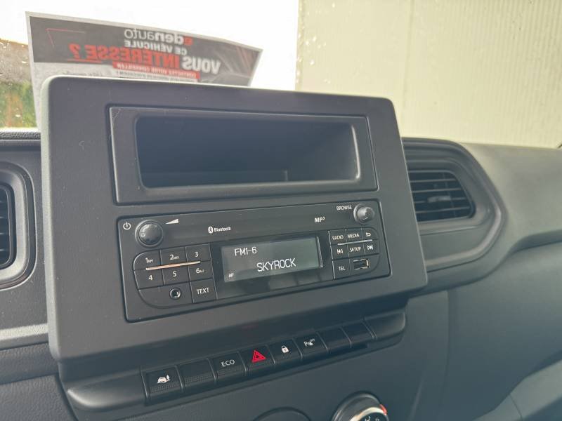 Renault Master - Photo 12