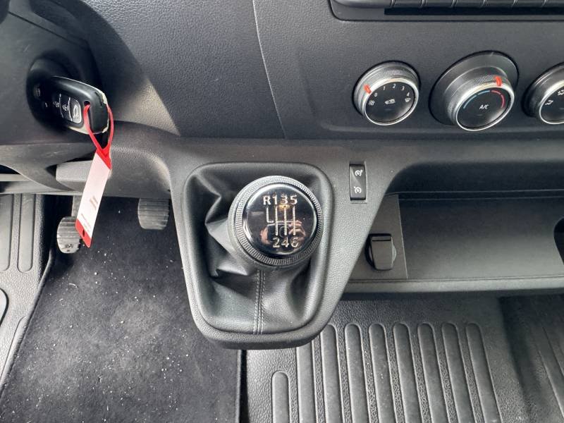 Renault Master - Photo 15