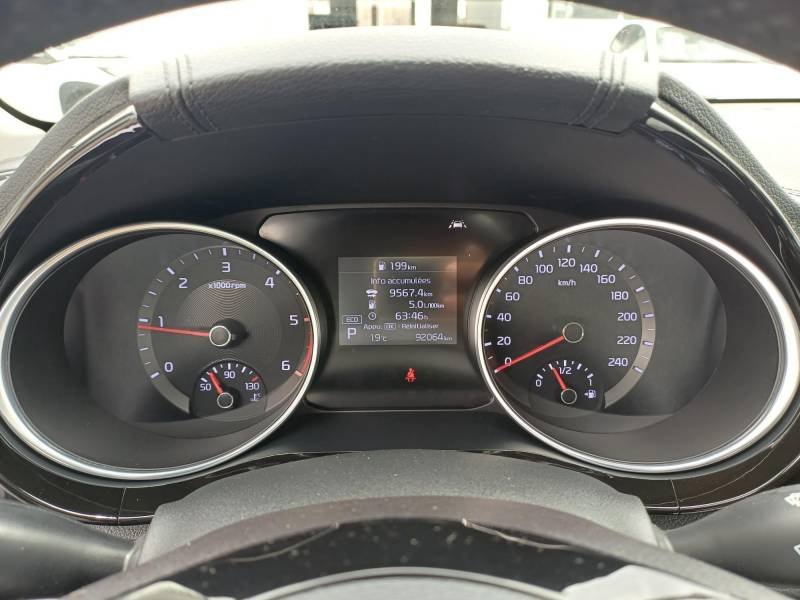 Kia CEED - Photo 24