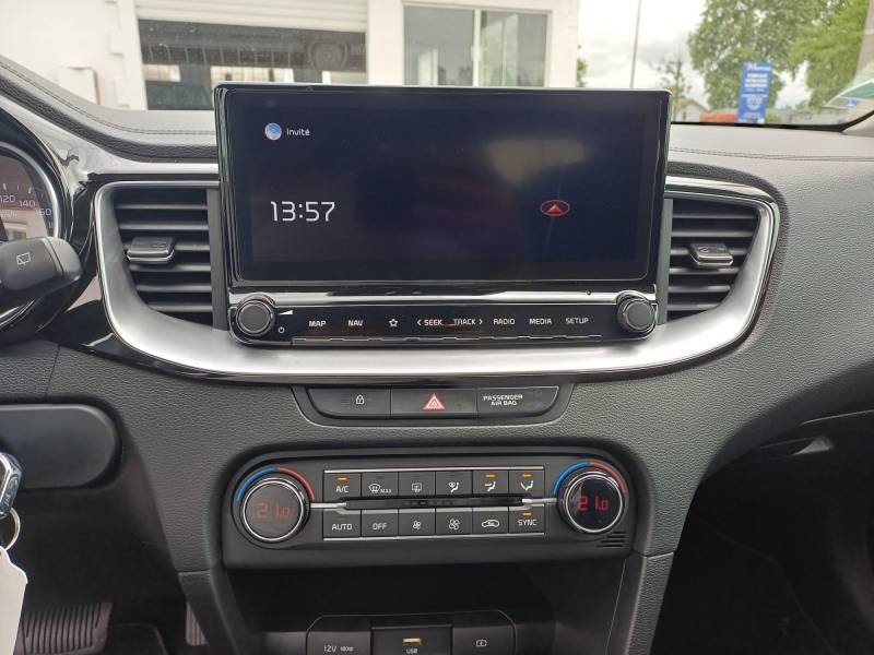 Kia CEED - Photo 26