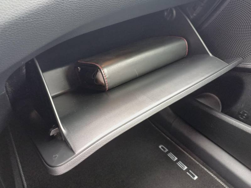 Kia CEED - Photo 33