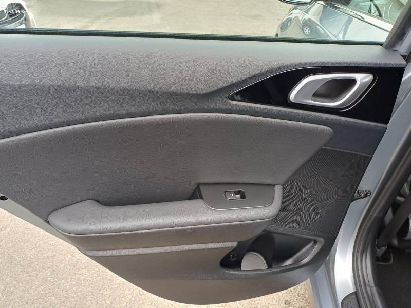 Kia CEED - Photo 39