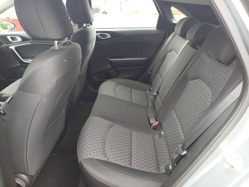 Kia CEED - Photo 40