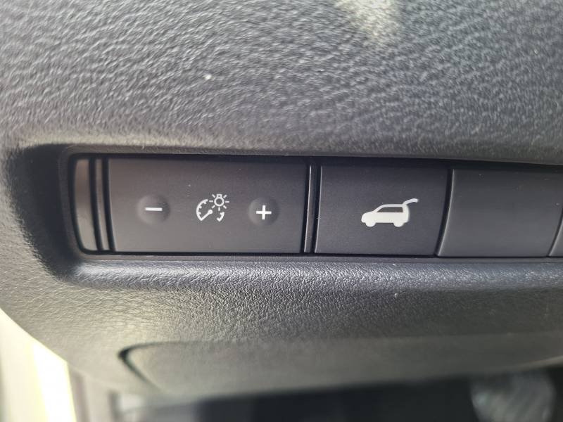 Nissan Qashqai - Photo 21