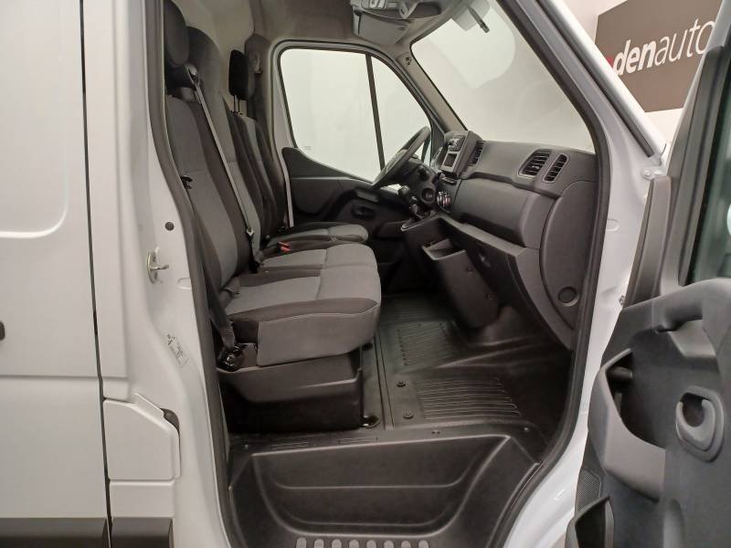 Nissan NV400 - Photo 14