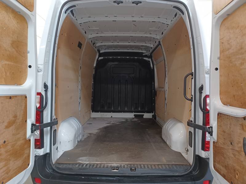 Nissan NV400 - Photo 16