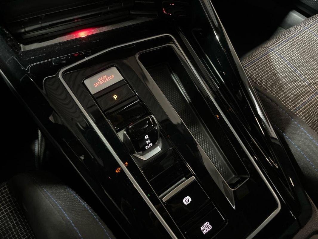 Volkswagen Golf - Photo 11