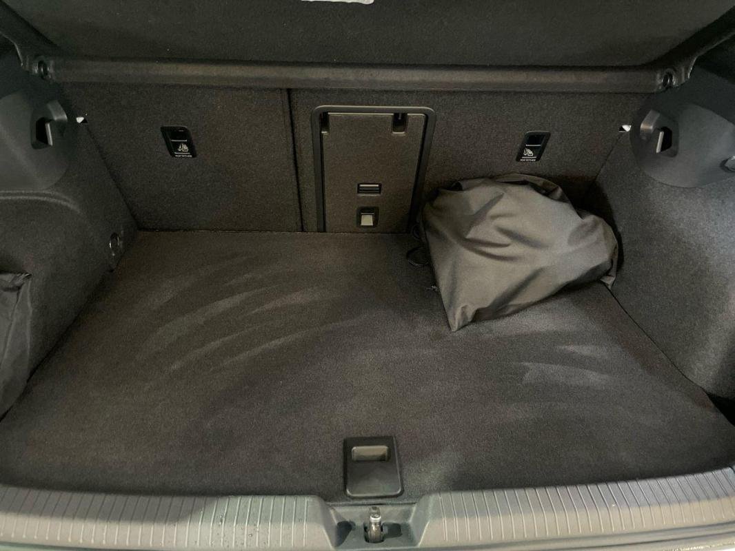 Volkswagen Golf - Photo 31