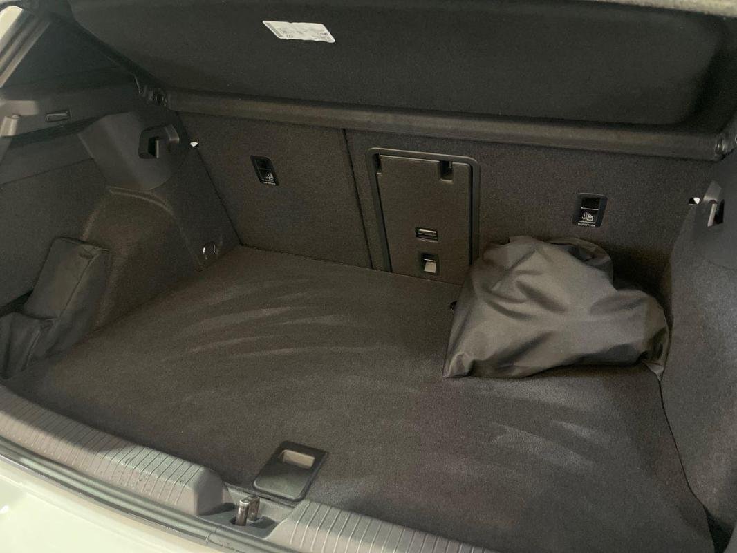 Volkswagen Golf - Photo 32