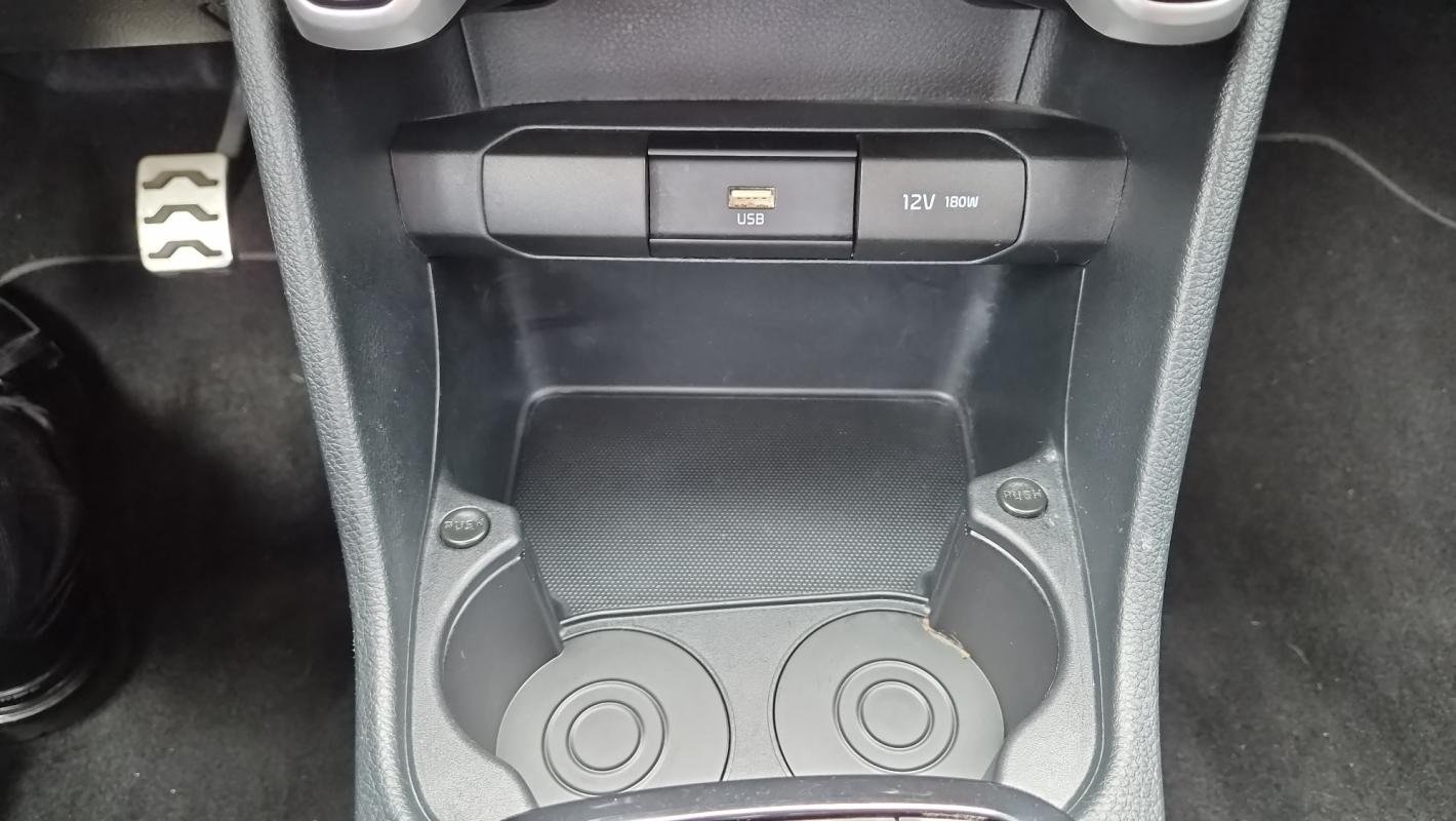 Kia Picanto - Photo 18