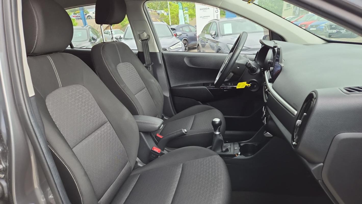 Kia Picanto - Photo 22