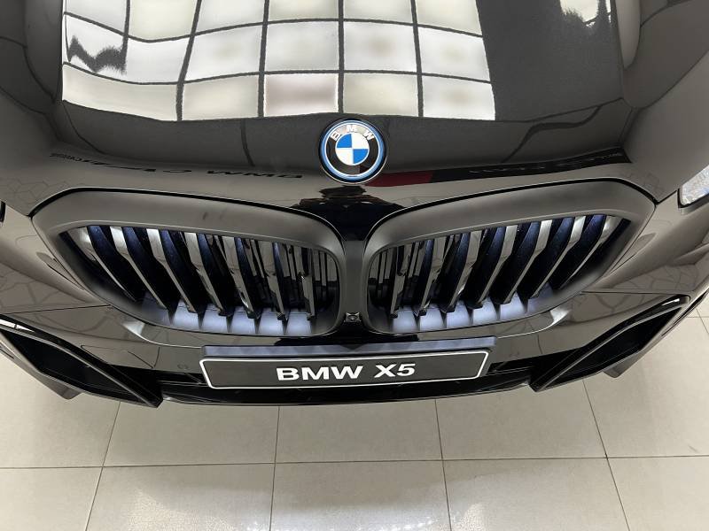 BMW X5 - Photo 16