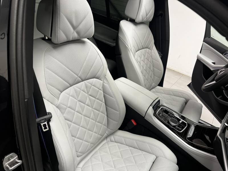 BMW X5 - Photo 9