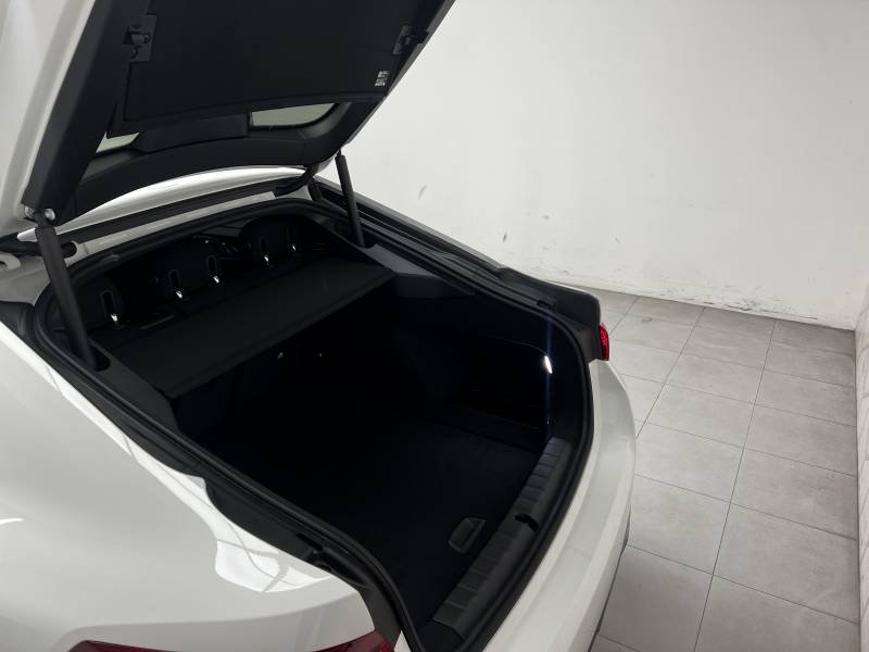 BMW i4 - Photo 23