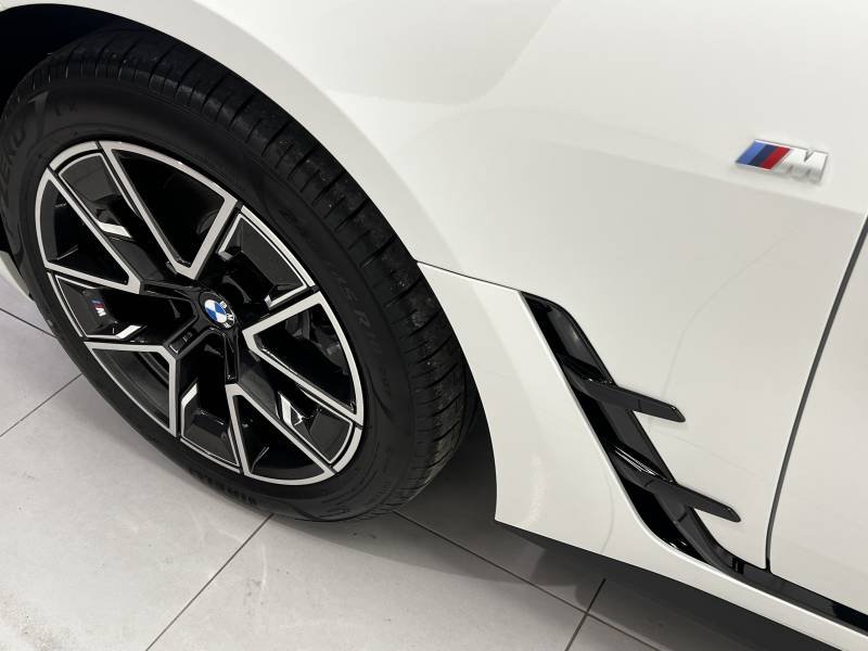 BMW i4 - Photo 10