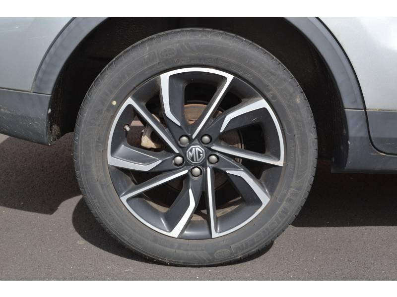 MG ZS - Photo 8