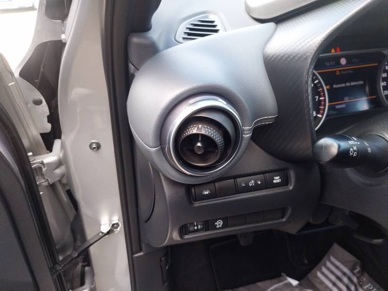 Nissan Juke - Photo 30