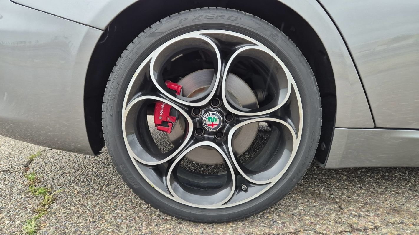 Alfa Romeo Giulia - Photo 16