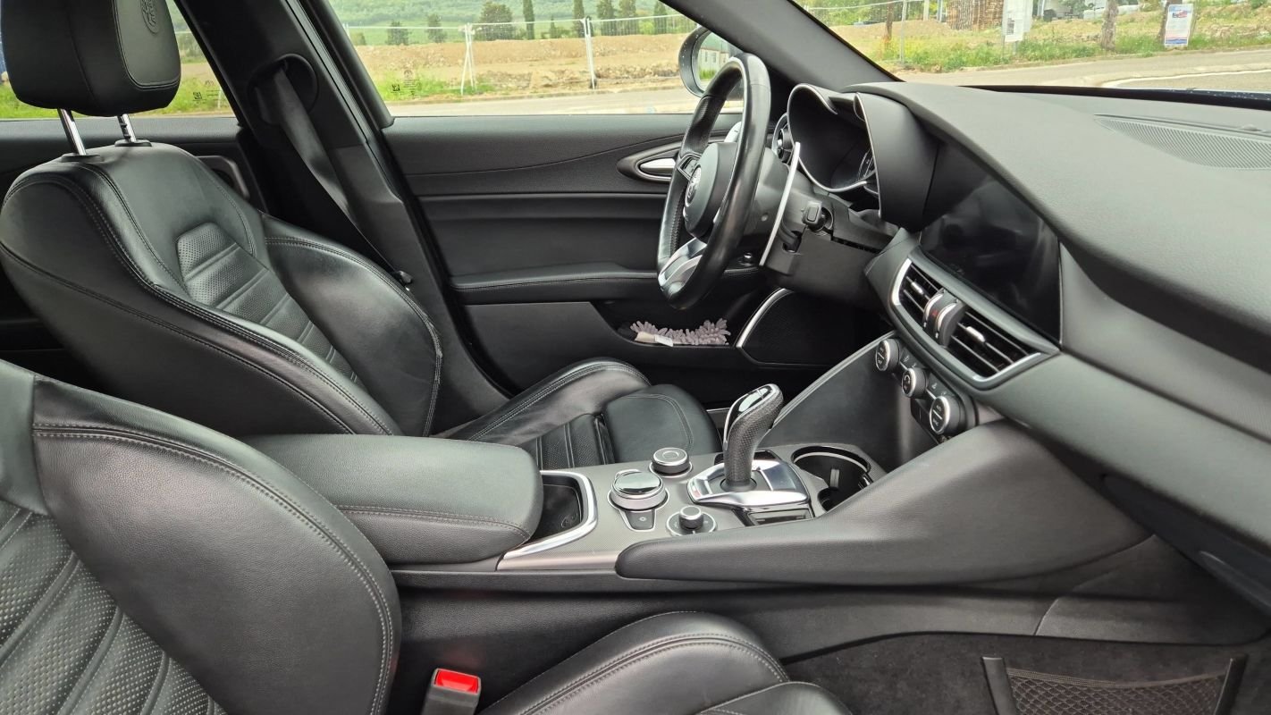 Alfa Romeo Giulia - Photo 25