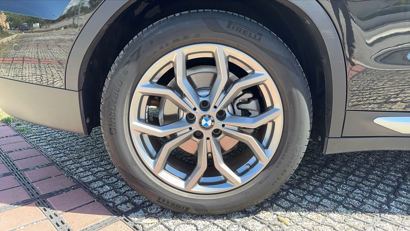 BMW X3 - Photo 16