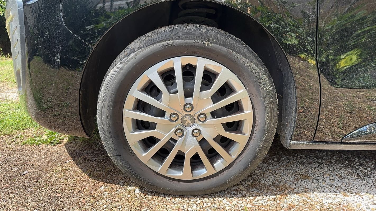 Peugeot Traveller - Photo 18